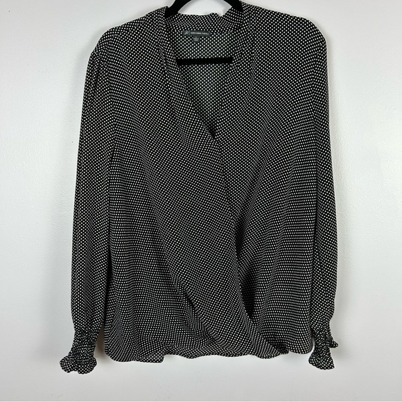 Adrianna Papell Black & White Polkadot Wrap Blouse with Cuffed Sleeves Size L - Picture 2 of 10
